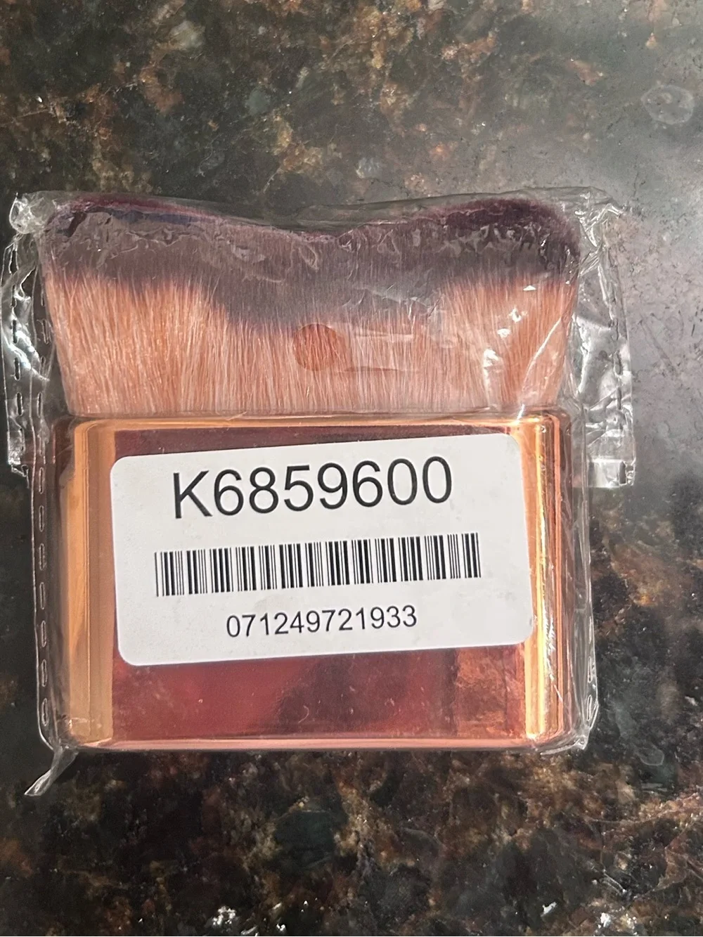 L'Oréal Paris Body Brush